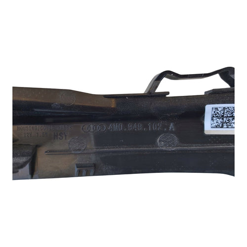 Audi Q7 4M/4MB Genuine Right Mirror Indicator – 4M0949102A