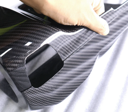 BMW M3/M4 G80/G81/G82/G83 Prepreg Carbon Steering Column Cover — detail view 5