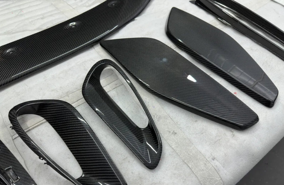 TOWMA. - 911 992 GT3RS OEM Dry Carbon Fiber Body Kit